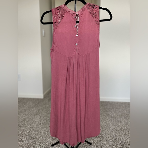 Flowy Dress - Picture 3 of 4